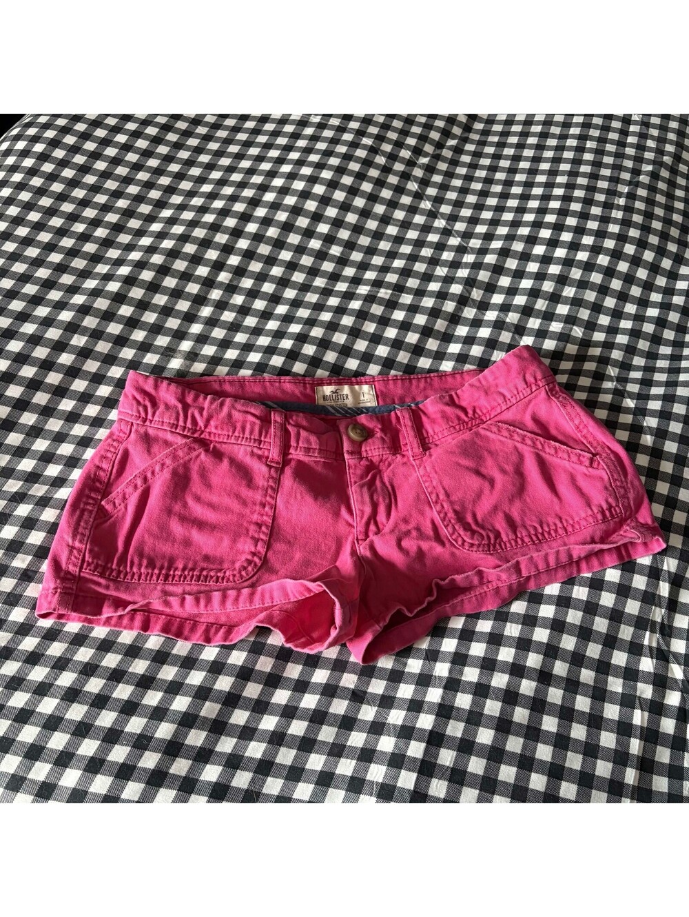 pink y2k hollister mini shorts